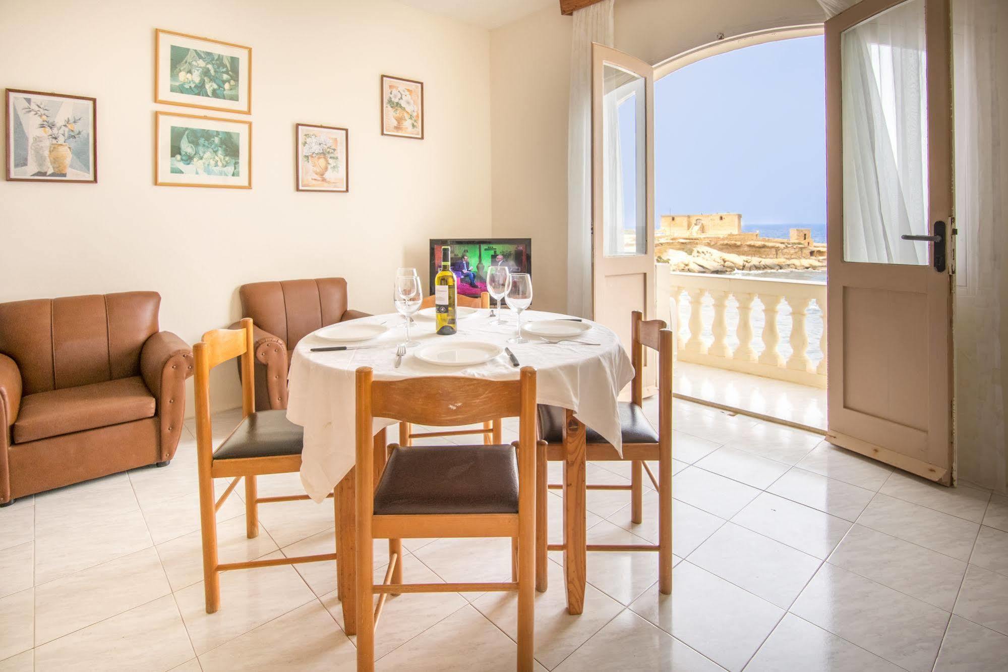 Horizon Apartments Gozo Marsalforn Buitenkant foto