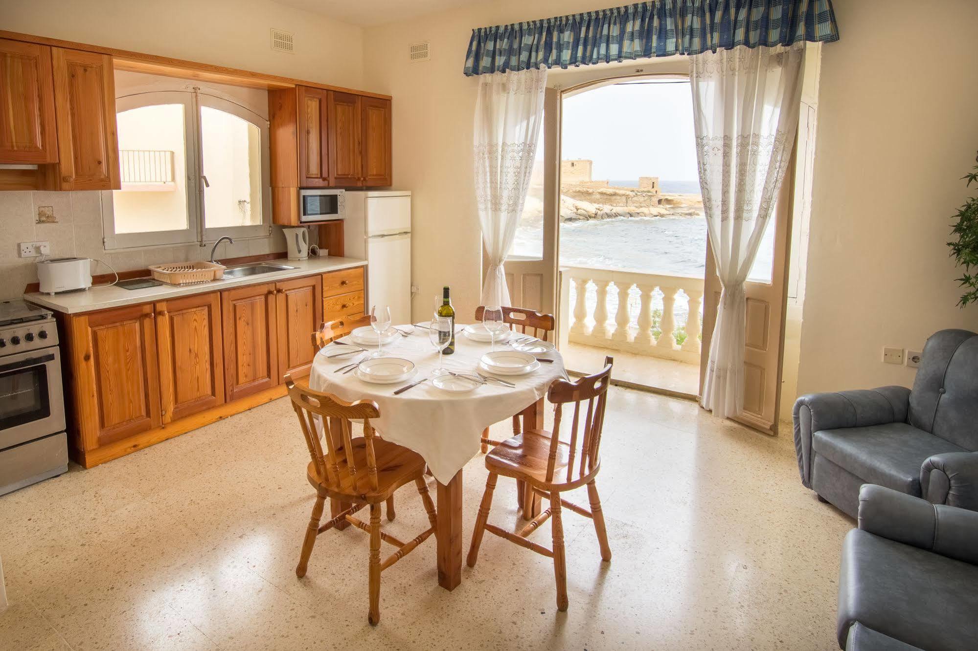 Horizon Apartments Gozo Marsalforn Buitenkant foto