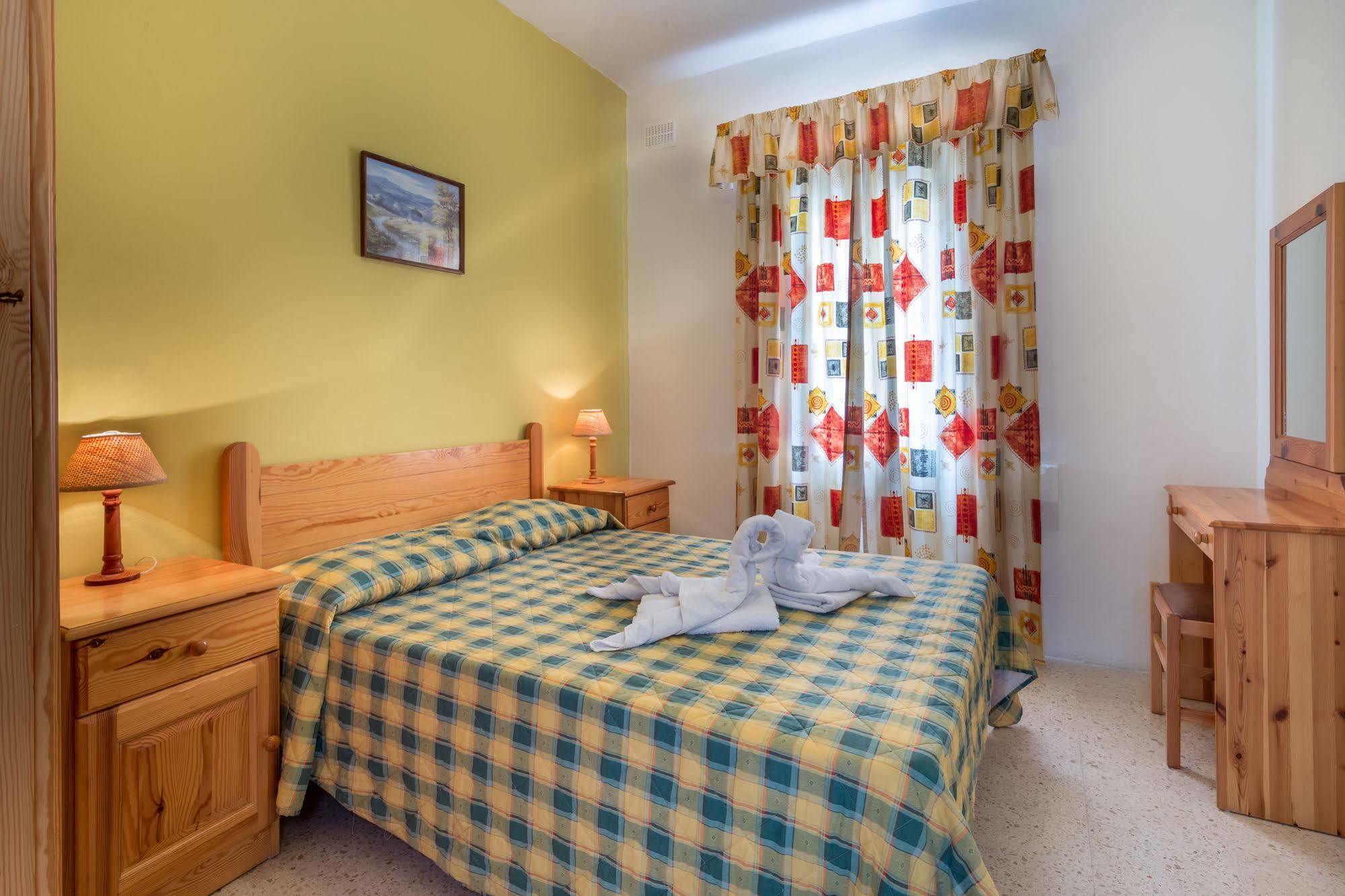 Horizon Apartments Gozo Marsalforn Buitenkant foto