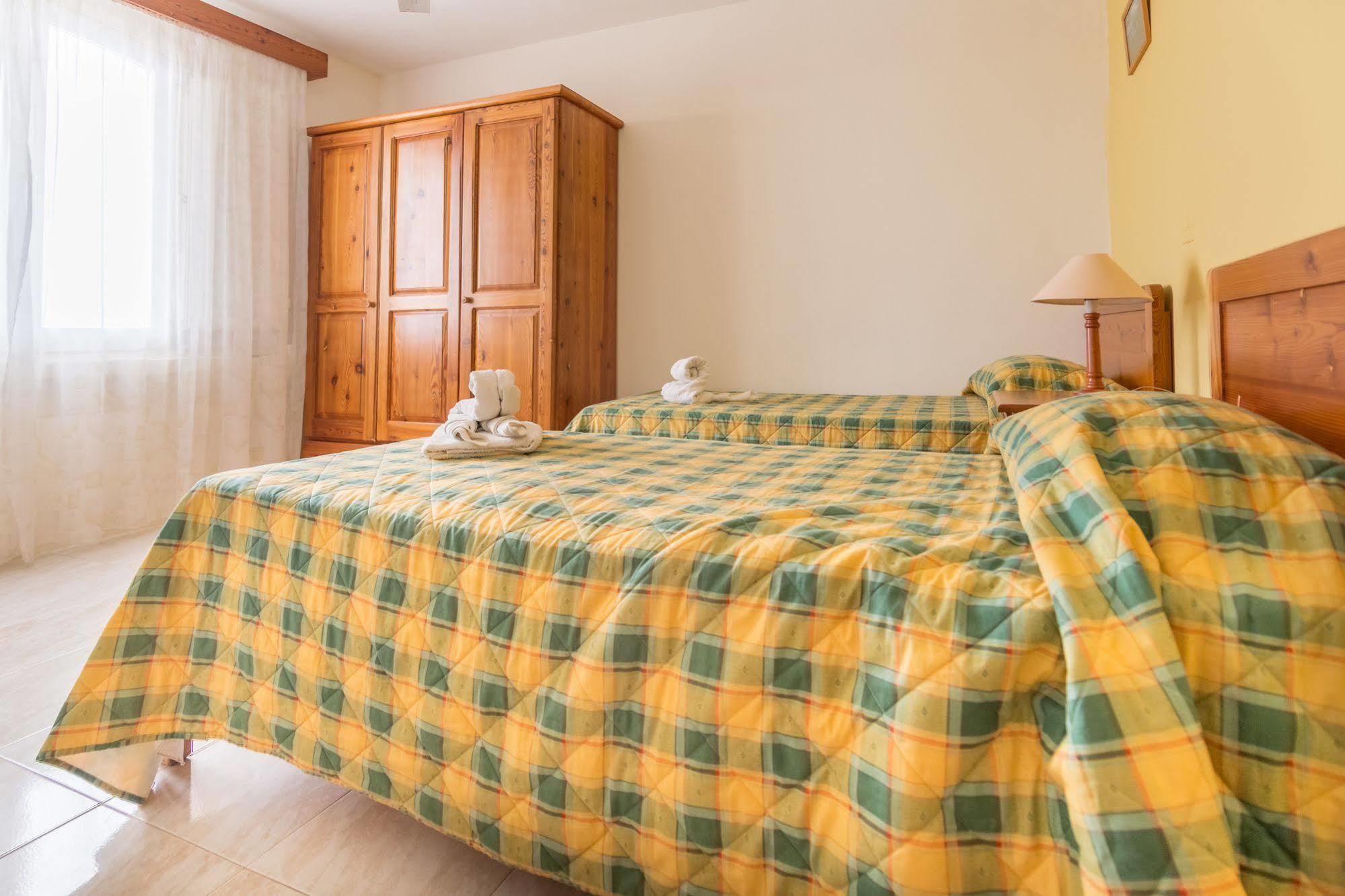Horizon Apartments Gozo Marsalforn Buitenkant foto