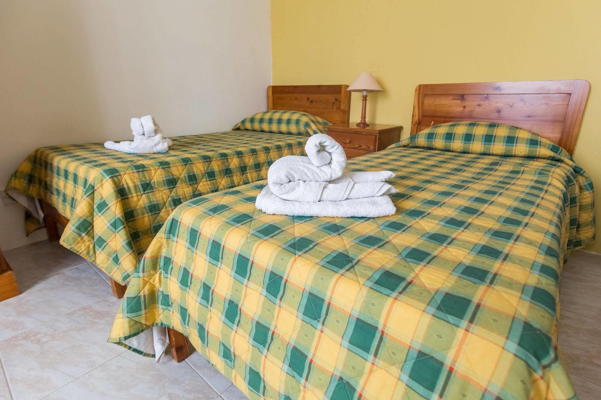 Horizon Apartments Gozo Marsalforn Buitenkant foto